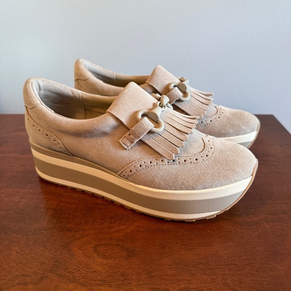 EUC Dolce Vita Jhax Platform Sneakers with Fringe Size 8.5 - Picture 2 of 5